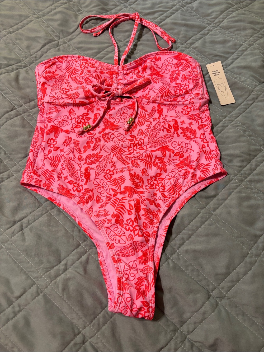 🌸NWT-Womens Pink Floral One-Piece Swimsuit🛳️